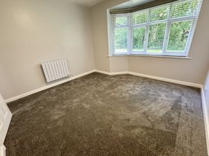 Bedroom- click for photo gallery